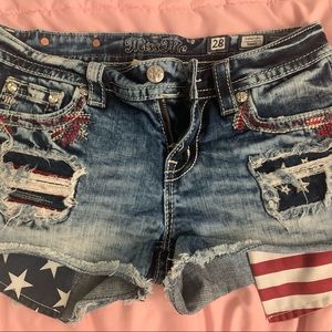 Miss me shorts size 28